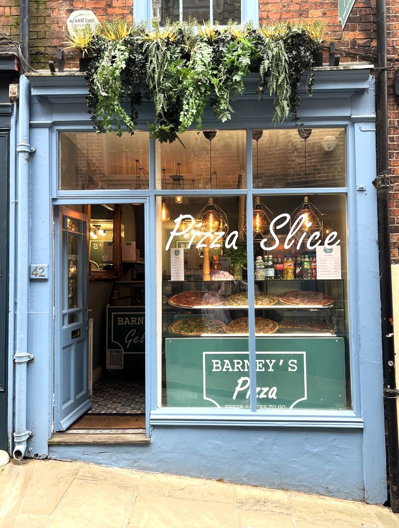 Barney's Pizza exterior